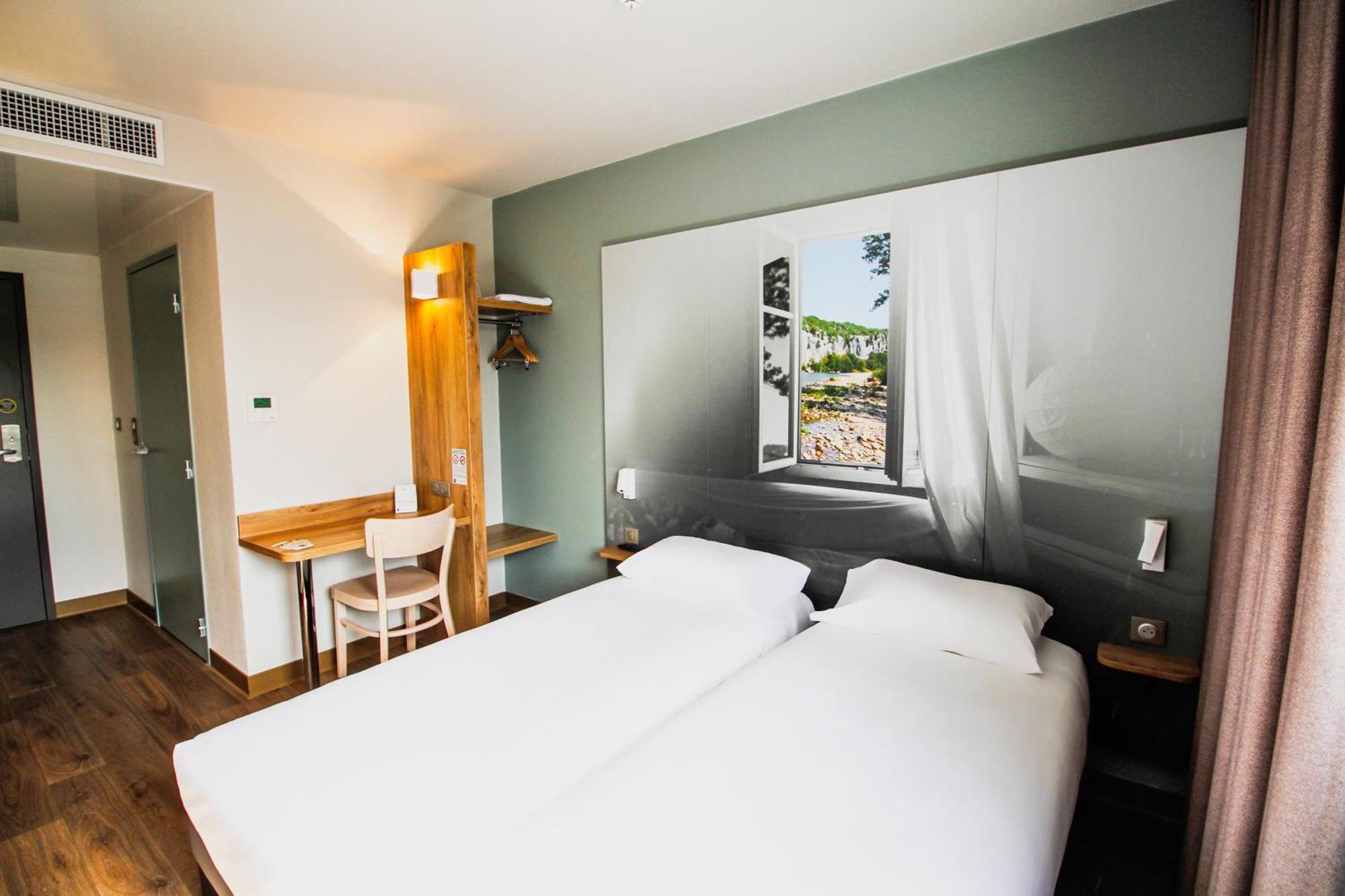 B&B Hotel Montelimar Sud エクステリア 写真